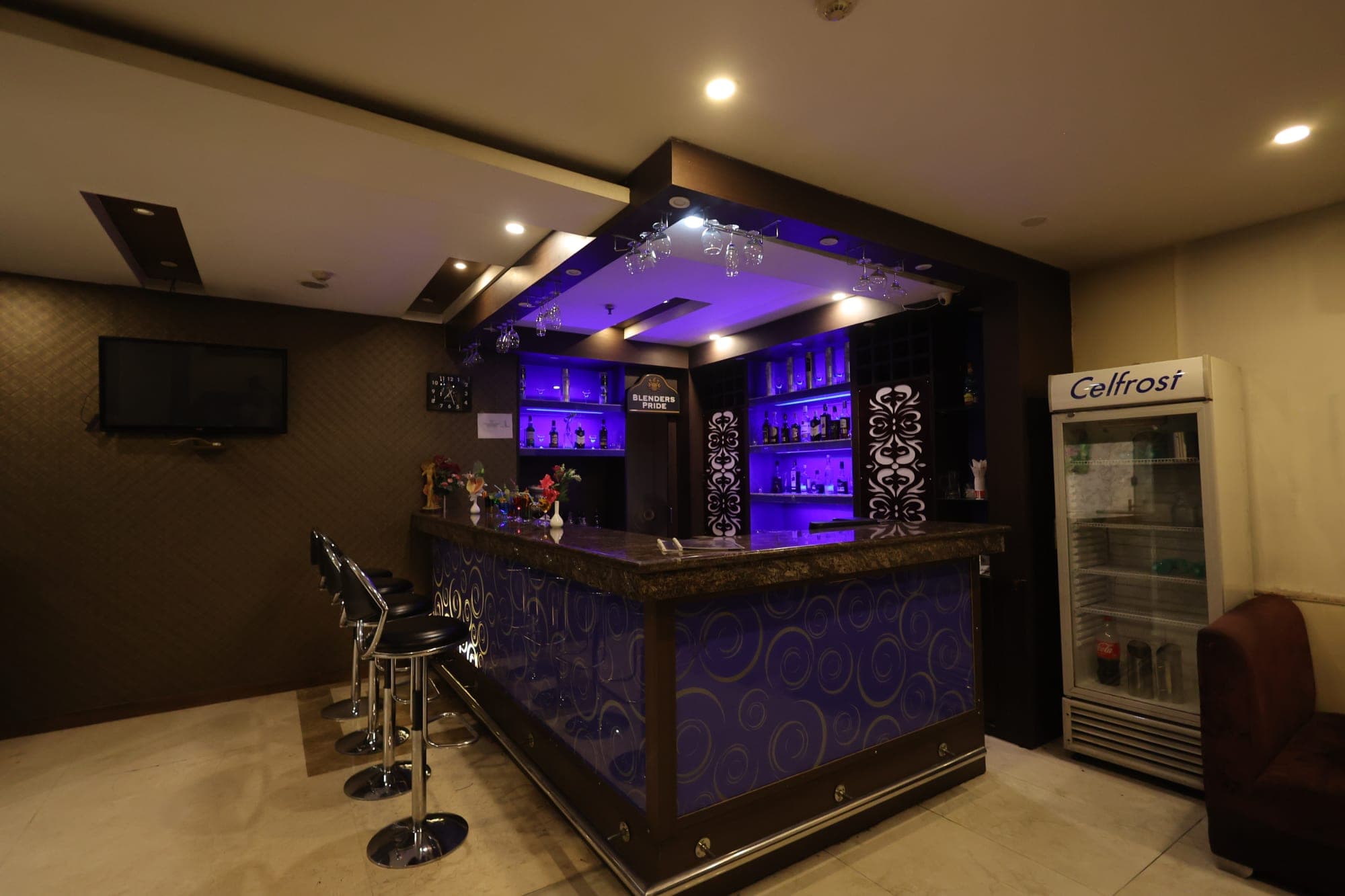 The Vapor Bar